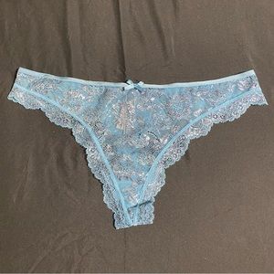 Victoria’s Secret Very Sexy Blue Lace and Mesh Thong in XL NWT